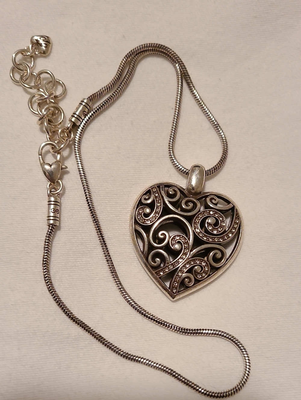 Brighton Heart Necklace Reversible Swirl Filigree Scrollwork Contempo
